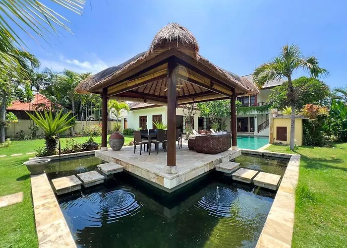 5-br In Mins Walk To The And Villa Sanur